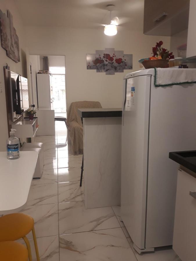Ap Mobiliado Em Edificio Redondo Centro São Paulo