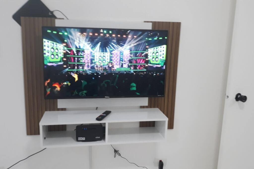 Ap Mobiliado Em Edificio Redondo Centro Apartamento *