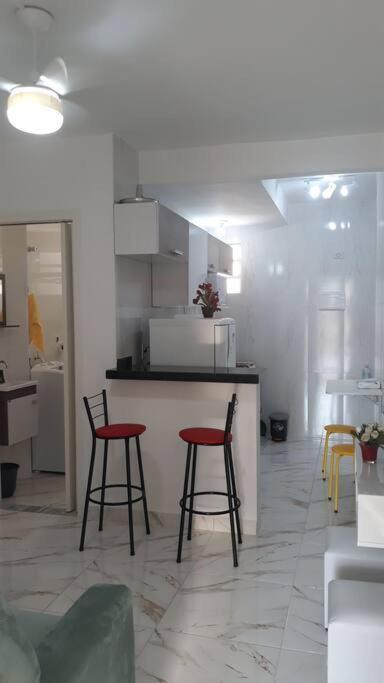 Ap Mobiliado Em Edificio Redondo Centro Apartamento *